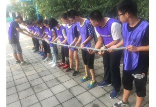 激发潜力,挑战自我”某教育机构青少年素质拓展
