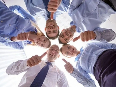 拓展训练打破功率，让团队精力不朽