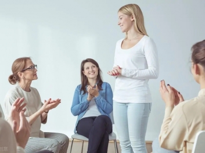 如何制订一套完美的户外拓展培训活动方案？